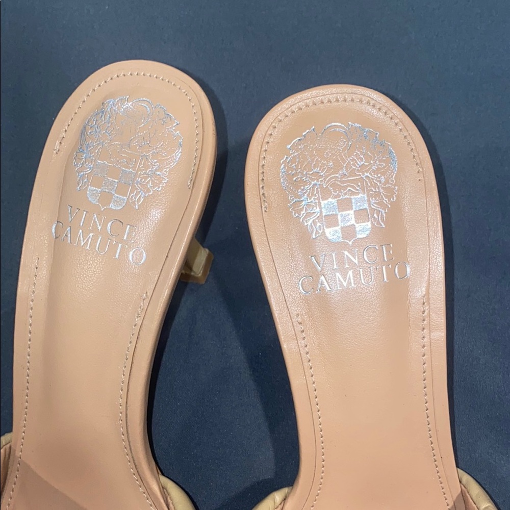 Vince Camuto Heels - Picture 3 of 4